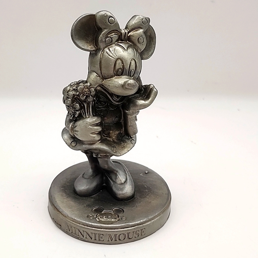 Vintage Disney Enterprises, Inc Pewter Minnie Mouse 4.25"